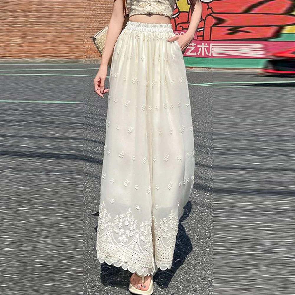 กางเกงลำลองขาบานเอวสูงผ้าบางขอบระบายแต่งลายปักสีขาวเอวยางยืดแบบบาง