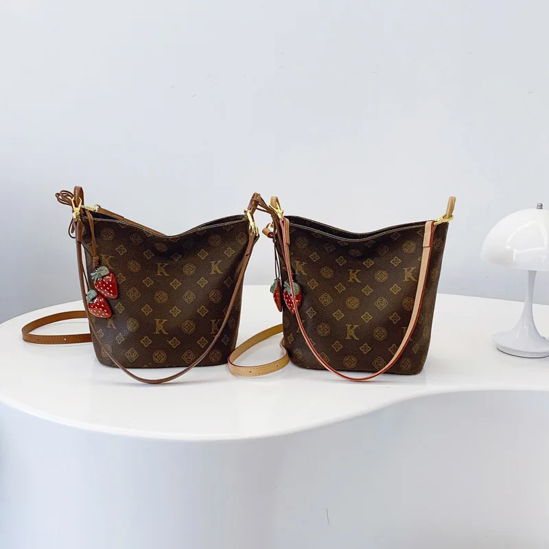 

2025 Vintage Monogram Bucket Bag, Spacious Shoulder Purse for Women, Fashion Crossbody Tote, Textured Day-to-Night Bag, Commuter
