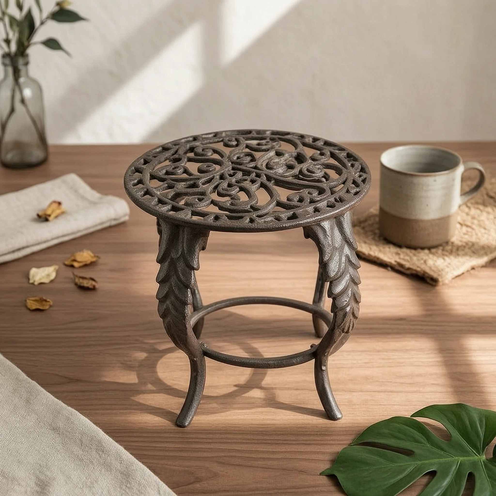 Cast Iron Plant Stand Ornate Plant Stand with Scrollwork Legs Metal Flower Riser Rust Resistant Furniture Low-Height