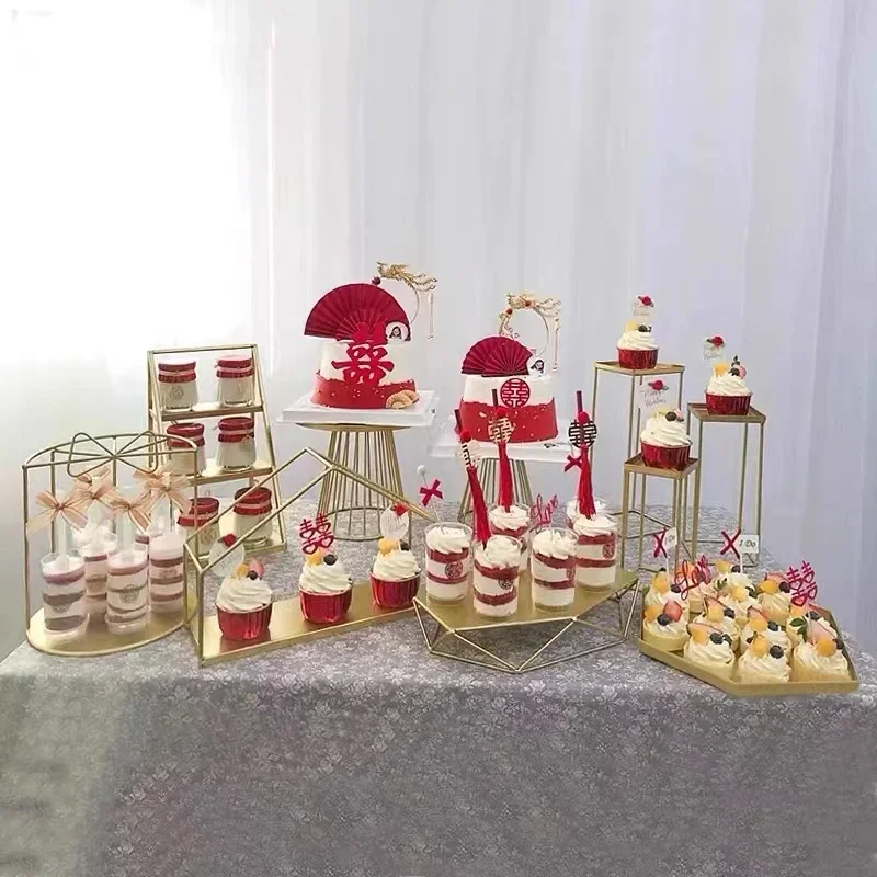 3 Tier Dessert Stand Metal Cake Tower Vintage Bird Cage Design Display Wedding Party Buffet Afternoon Tea Catering Decor Snack