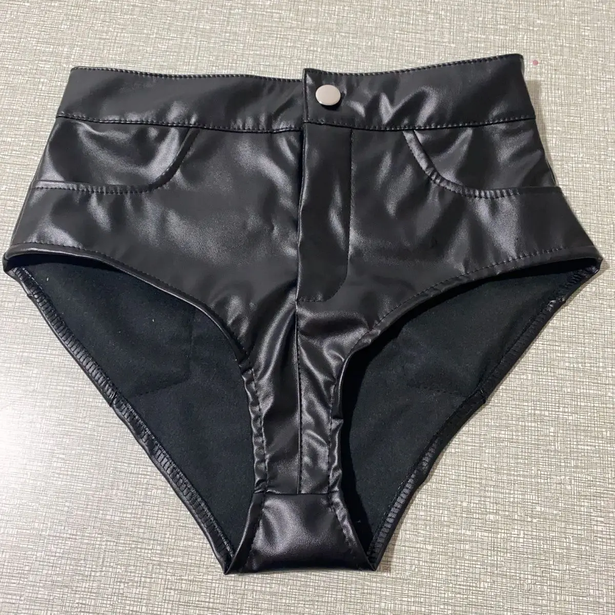 Pu Leather Sexy Nightclub Elastic Slim Shorts for Women