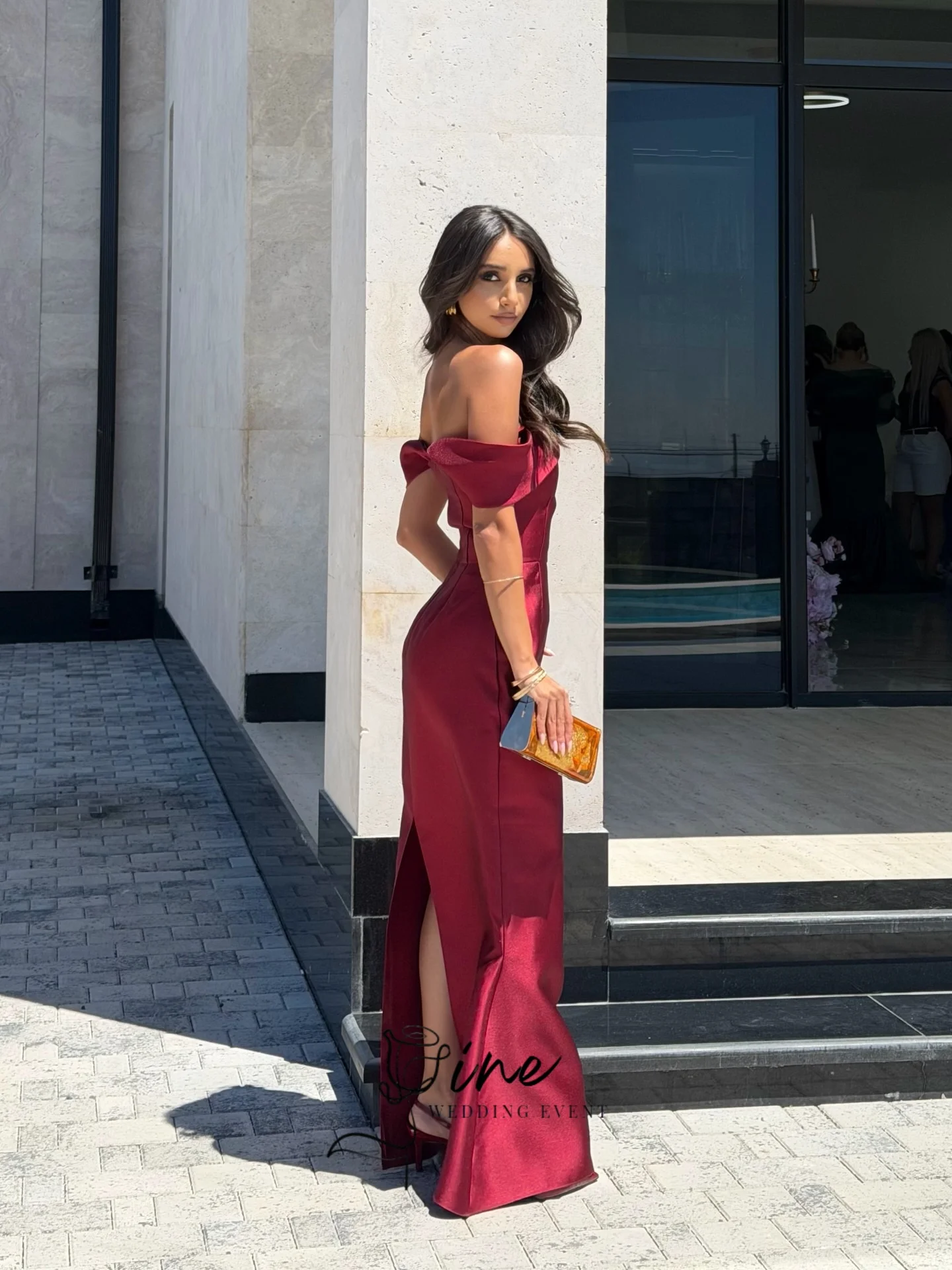 Vestidos de Noche Rojos Sencillos Oine, Vestido de Fiesta Plisado Estilo Sirena, Vestido Maxi con Hombros Descubiertos, Vestidos para Mujer Personalizados 2027