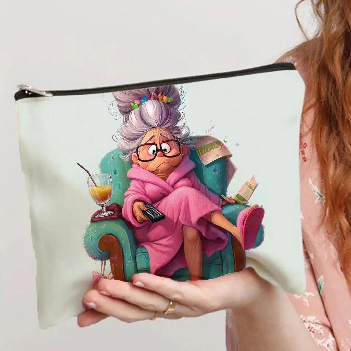 

A Fashion Grandma's Makeup Bag- Multifunctional Zipper Pouch, Jewelry Storage Bag, Perfect Travel Zipper Small Storage Bag.