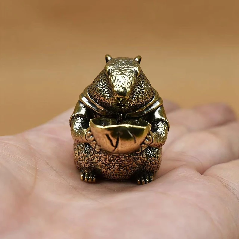 Brass Groundhog Figurine Retro Brass Capybara Statue Cute Small Animal Miniatures Desktop Ornament Home Decor Charming Decor