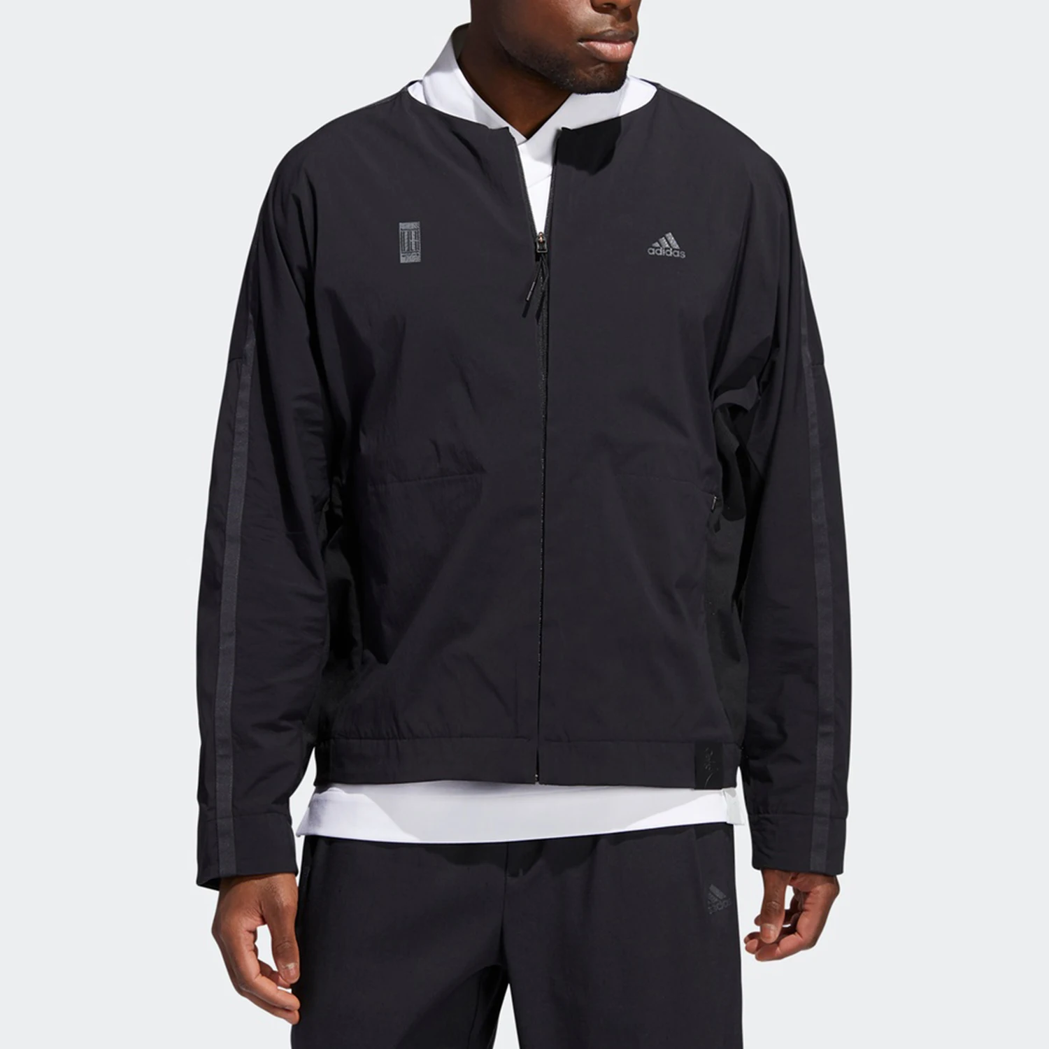 

Оригинальная мужская спортивная куртка Adidas GJ5100