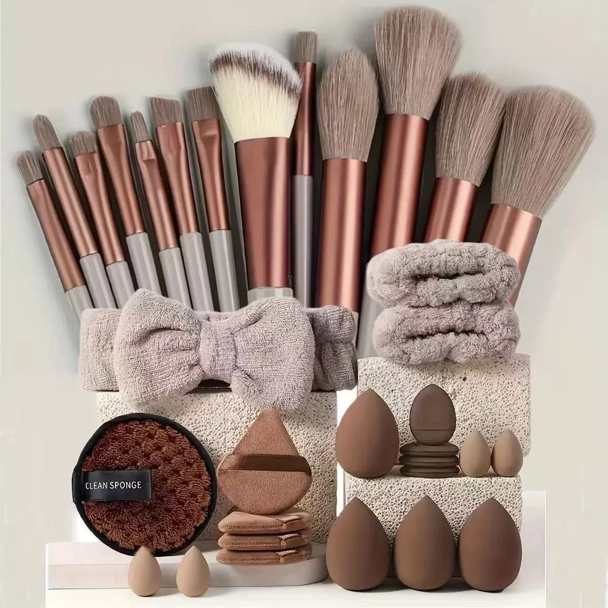 13/33pcs Professional Makeup Brush Set with Accessories for Combination Skin- Featuring Soft Brushes，Suitable for Beginners