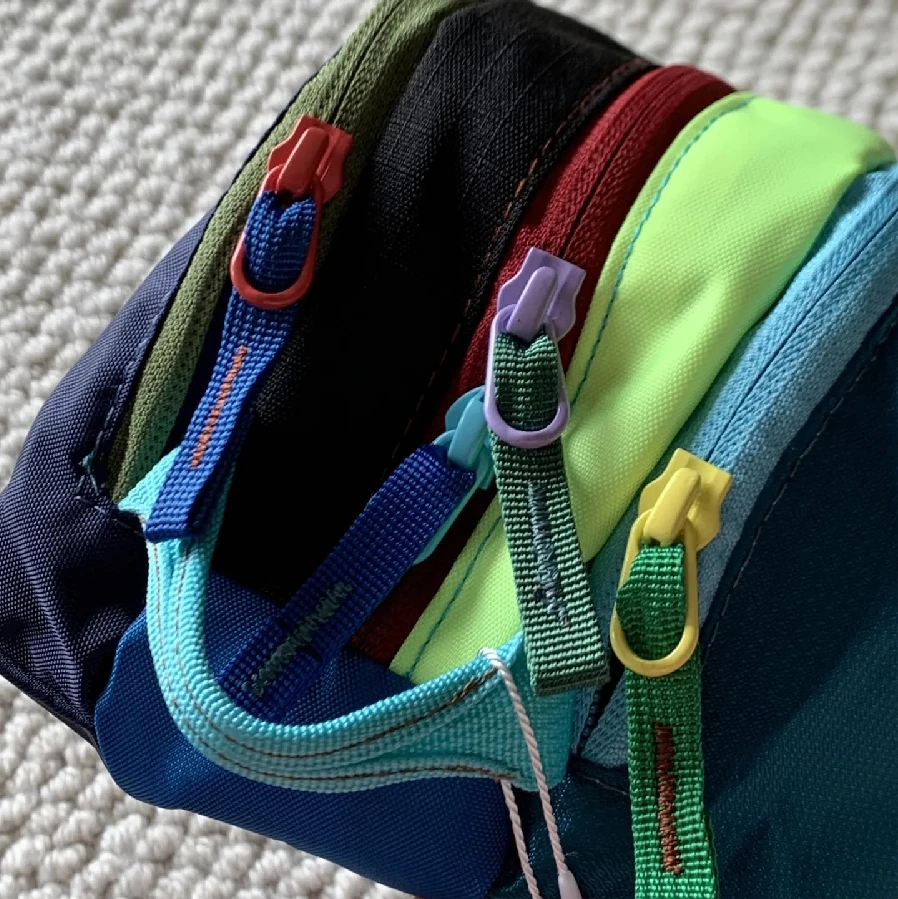 Nouveau 4L sac de lavage en Nylon impermeable de gran capacidad color Dopamina sac cosmétique de lavage de voyage