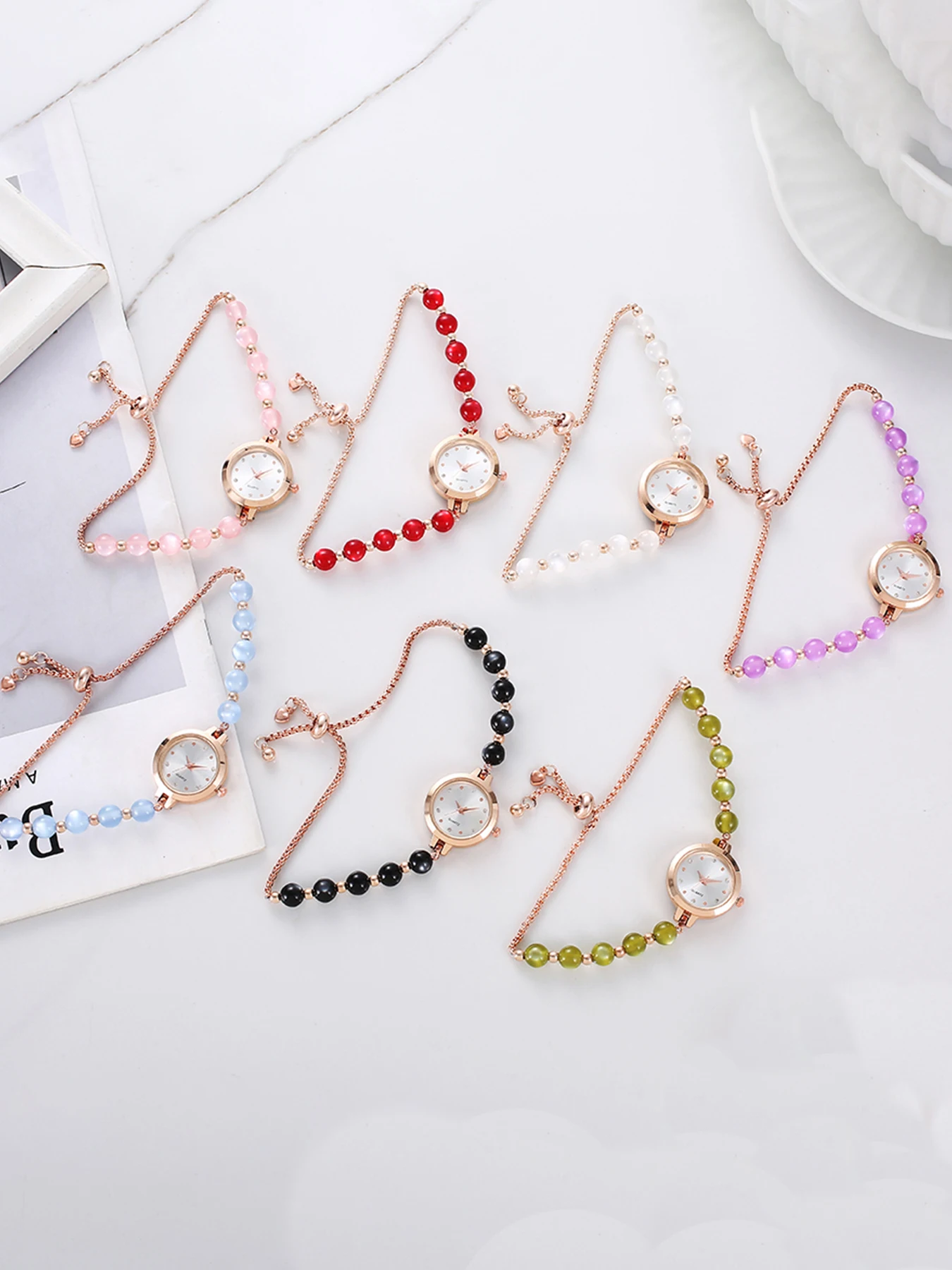 

Элегантные женские часы-браслет с бусинами, регулируемая цепочка из розового золота, многоцветные наручные часы с натуральными камнями, идеальный подарок для повседневного использования.