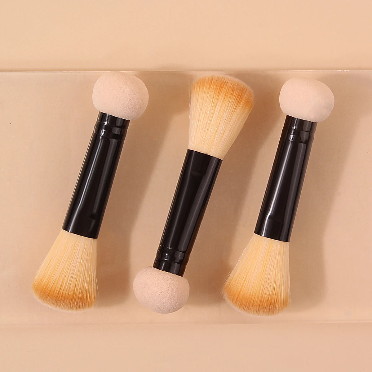 Pinceau de maquillage à double tête, 3 pièces, à la mode, pour plâtrage lâche, correcteur, conception de tête en éponge, outil de beauté multifonctionnel