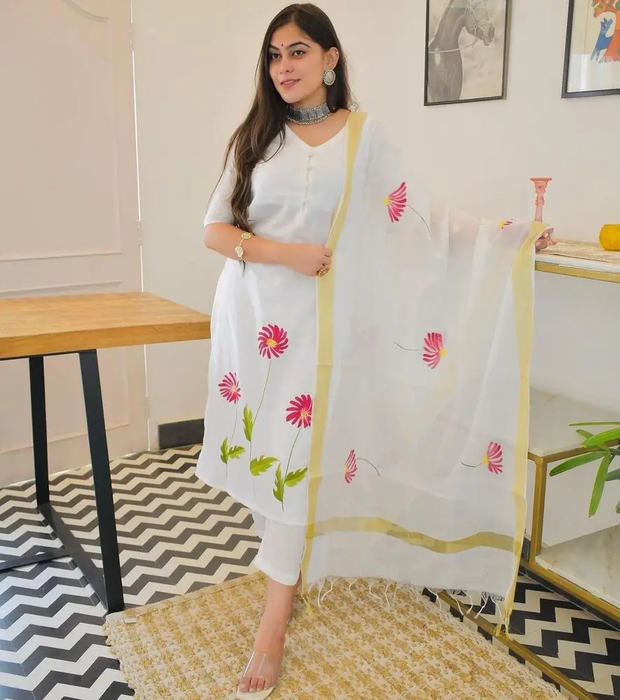 

Salwar Kameez Handmade Women Kurti Pant Dupatta Printed Work White Rayon