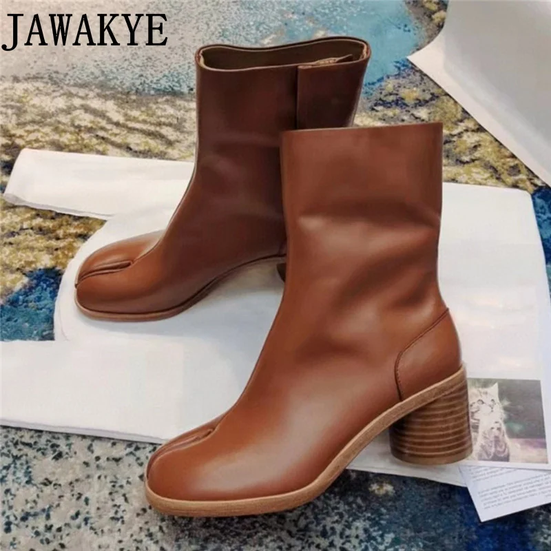 Oryginalne skórzane buty z rozcięciem na palcach Tabi damskie markowe okrągły obcas krótkie buty zimowe w stylu Casual, imprezowa Chelsea Boots