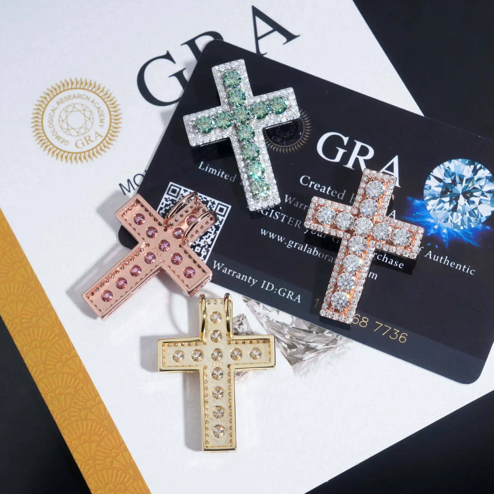 

Оптовая продажа ювелирных изделий в стиле хип-хоп, серебро 925, позолоченный, шестицветный кулон с крестом из муассанита VVS для рождественского подарка