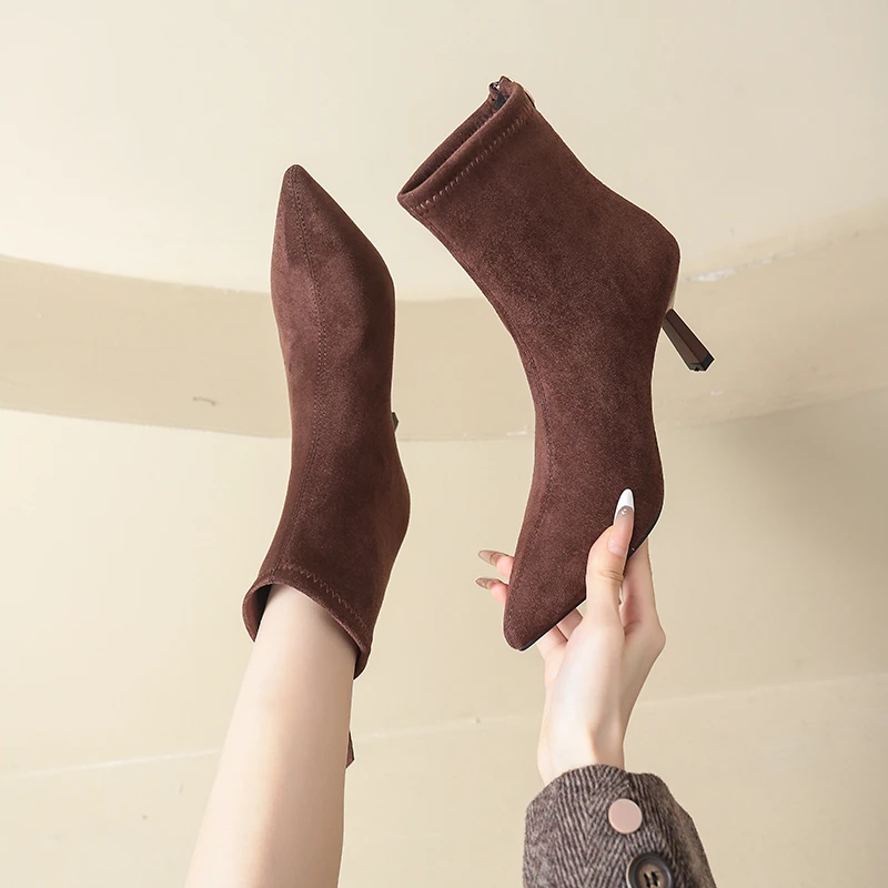 2025Vintage Scrub Stiletto Booties Fashion Pointed Toe Rear Zipper Non-Slip Wear-Resistant Heels