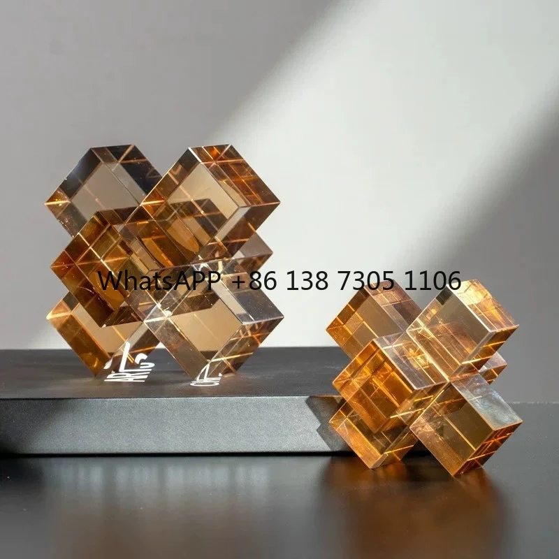 

Modern light luxury geometric coffee earth-colored crystal cross creative ornament, wine cabinet decoration