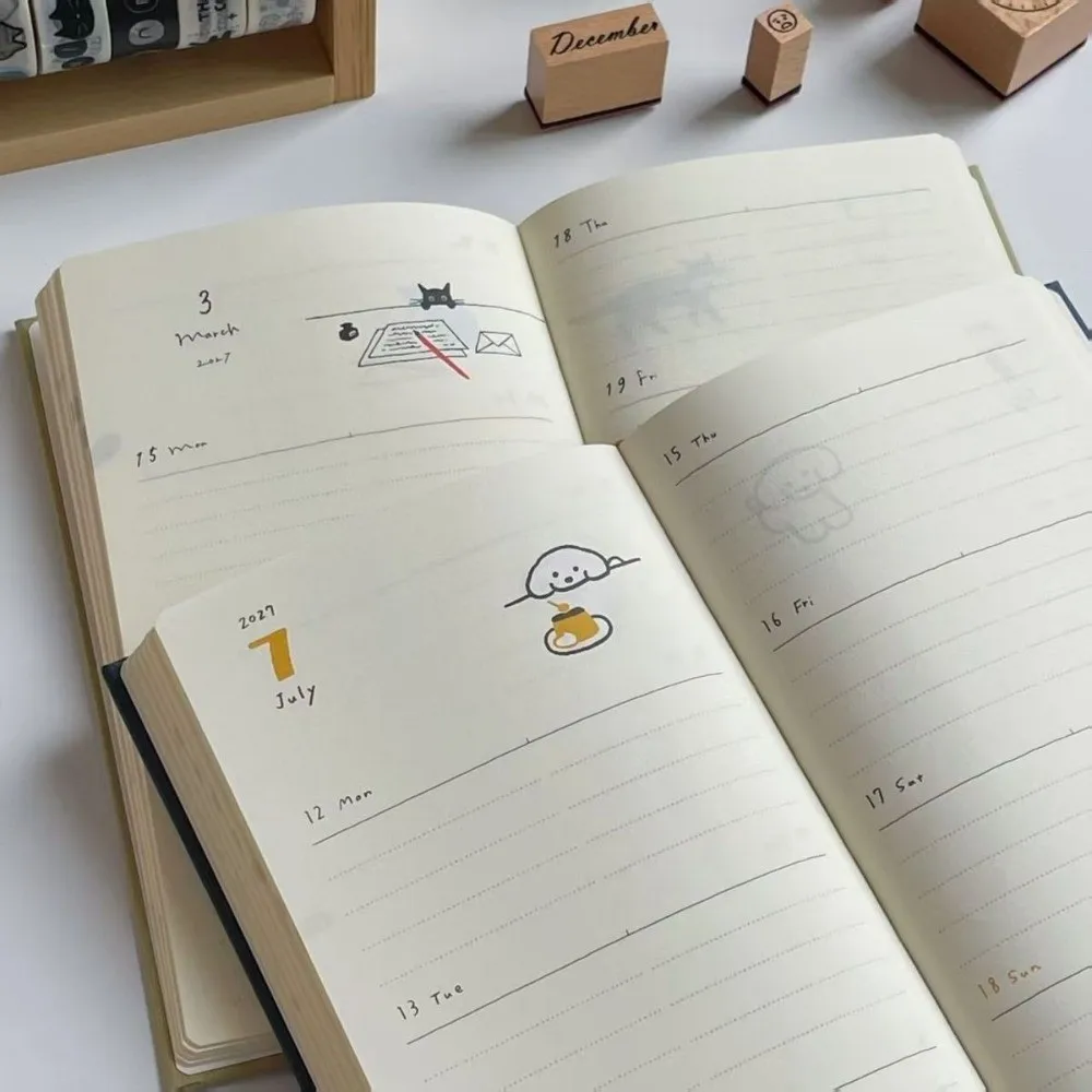 New Kitten/Puppy Illustration 2027 Schedule Book Hard Shell Hardcover Daily Planner To Do List Journal Notebook School Office