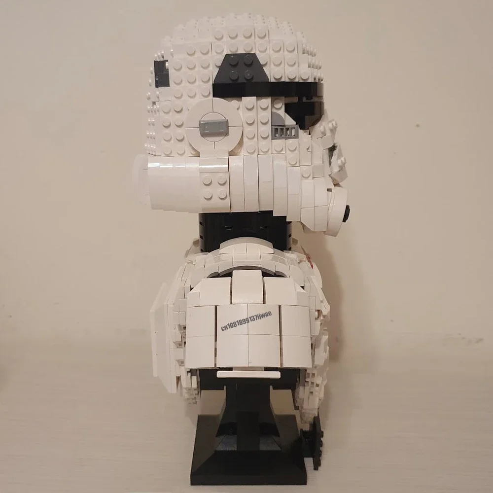 

New 1461Pcs Famous Star Movie Character Helmet Bust Model Diy Creative Ideas Kids Toys Birthday Gift Custom Puzzles