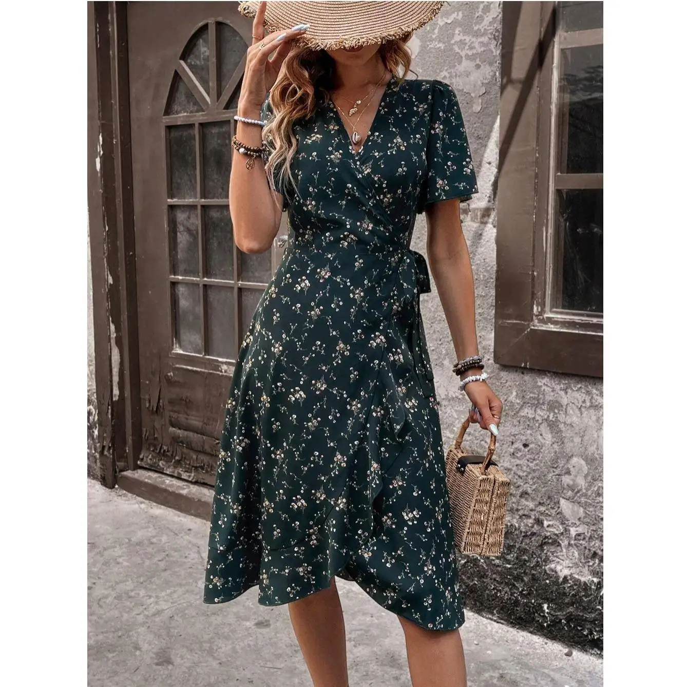 여름 신상 패션 V넥 플로럴 프린트 허리 조임 미디 원피스 또는 스웨이드 주름 밑단 부드러운 폴리에스터 섬유 원피스