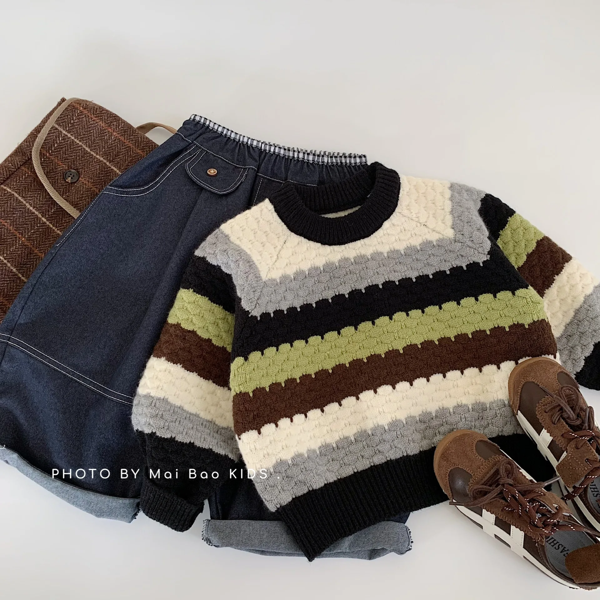 

Autumn New Style Men's and Women's Striped Knitted Sweater Middle and Children's Round Neck Pullover Bottom Shirt