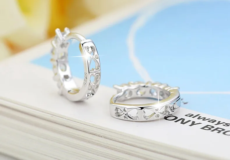 S925 Sterling Silver Earrings Fashion Silver Jewelry Single Row Diamond Heart Earrings Women's Ear Buckles