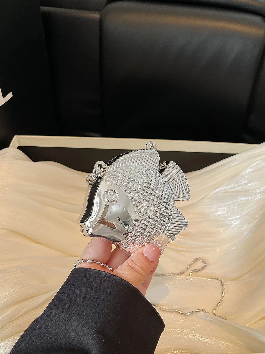 Gold Silver 3D Metal Fish Small Bag Exquisite Hollow Fish Chain Purse Unique Party Photo Accessory Mini Shoulder Crossbody  Bag