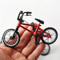1: 12 Scale Bicycle Model with Metal Alloy Body Plastic Handles and Tires Exquisite Details, Creative Display Garden Accessories
