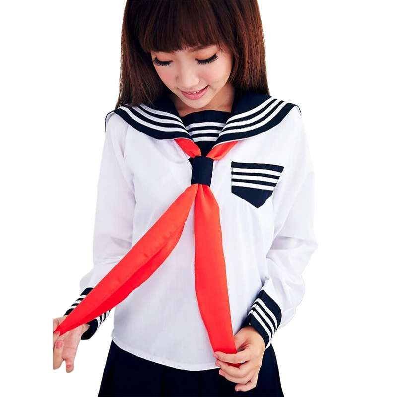 長袖の学生服,柔らかな女の子のjkユニフォーム,青いスカートの前立て,3冊の本,セーラー,白