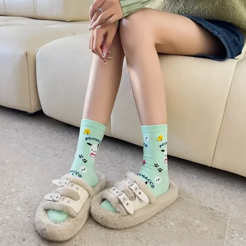 Sanrio Pochacco Meias Mid-Calf Cartoon para Mulheres, Anime Estudante, Mantenha Quente, Brinquedos Protetoras dos Pés, Presentes Kawaii para Meninas, 5 Pares