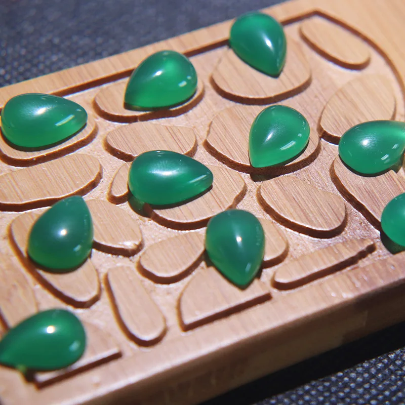 الجملة 10 قطعة الأخضر الوردي العقيق العقيق الخرز 10x14 مللي متر 12x16 مللي متر 13x18 مللي متر الكمثرى قطرة جوهرة كابوشون خاتم الوجه لصنع المجوهرات