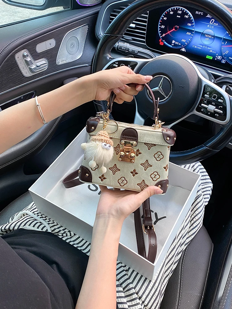 skt-s-embroidered-box-bag-women's-faion-colion-color-square-bag-luxury-sensation-autumn-winter-new-sle-single-ould