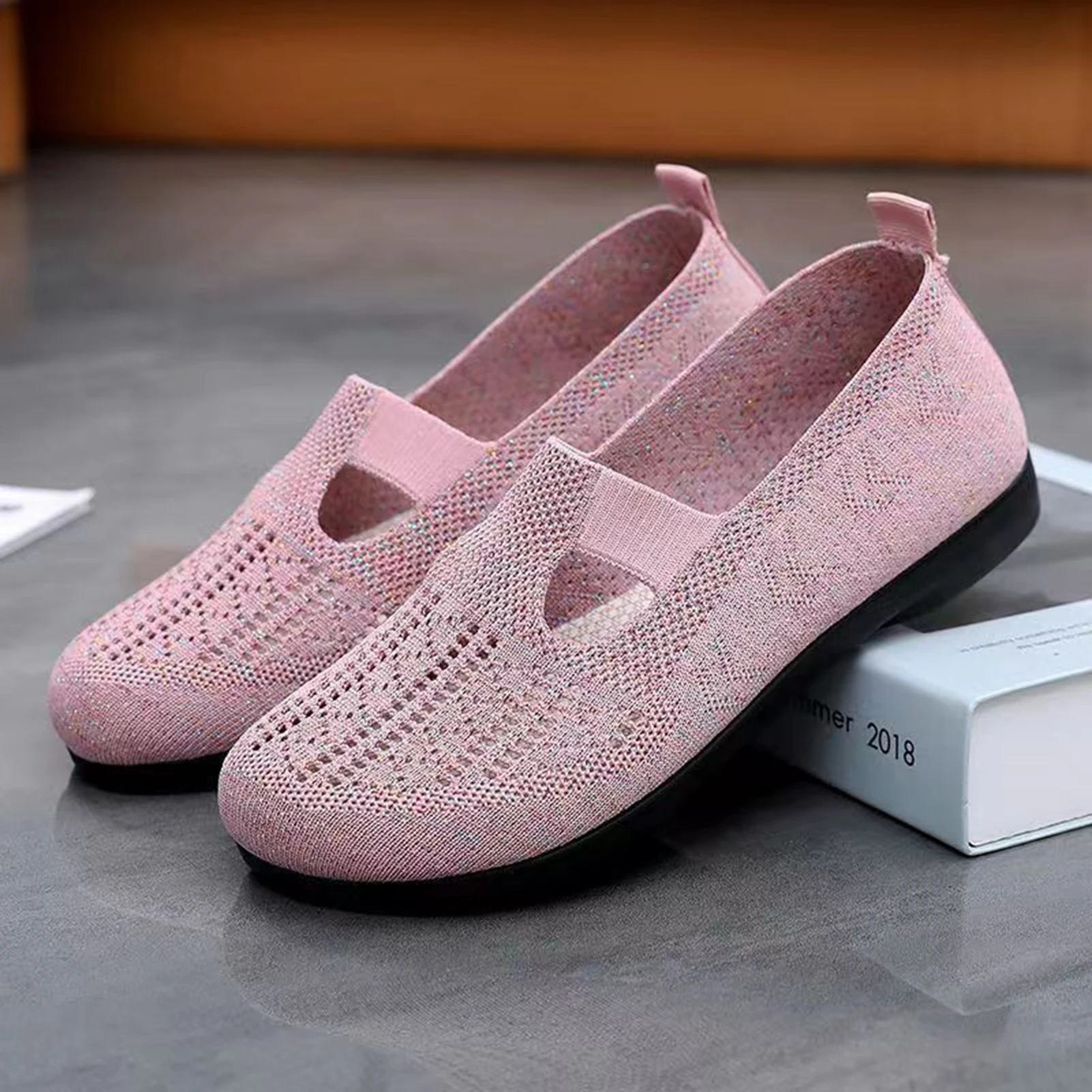 Scarpe da donna Slip-On per tessere scarpe antiscivolo con tomaia in rete leggera per abbigliamento da esterno per la casa dell'ufficio