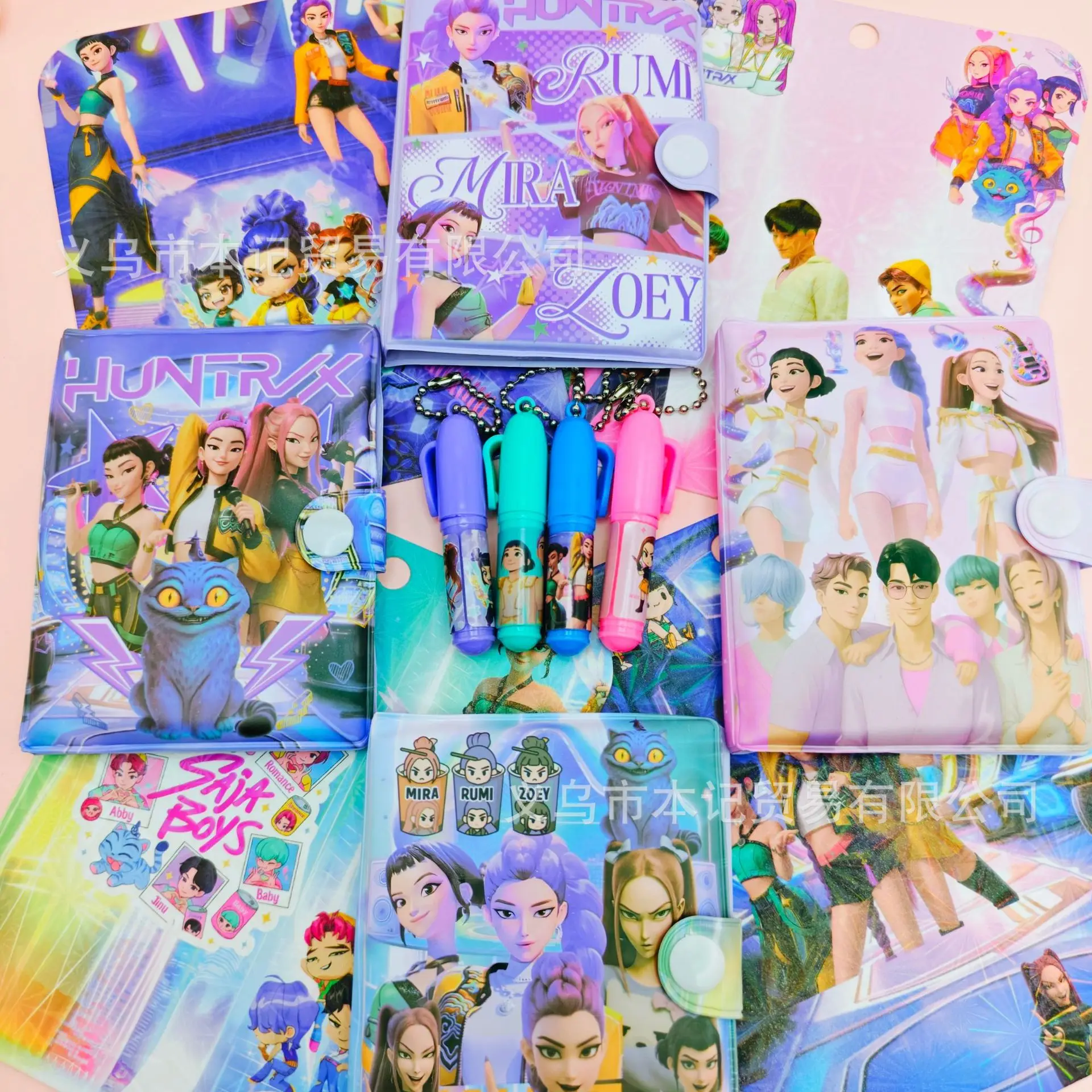 مجموعة دفتر Kpop Demon Hunters الجديدة مع قلم، مجلة مخطط الجيب من جلد البولي يوريثان، هدية قرطاسية لطيفة لمحبي الطلاب