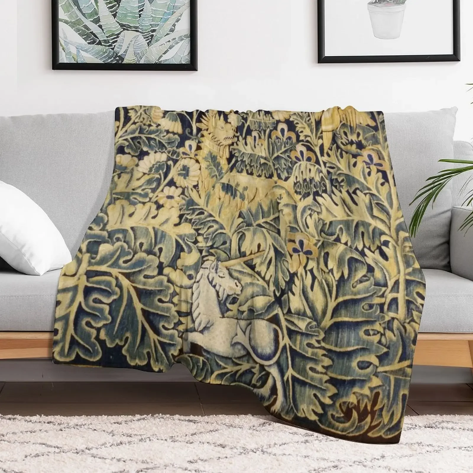 UNICORN, DRAGON ,BIRDS,ANIMALS AMONG CABBAGE LEAVES ANTIQUE GREEN FLORAL TAPESTRY Throw Blanket Thermal Hairys Tourist Blankets