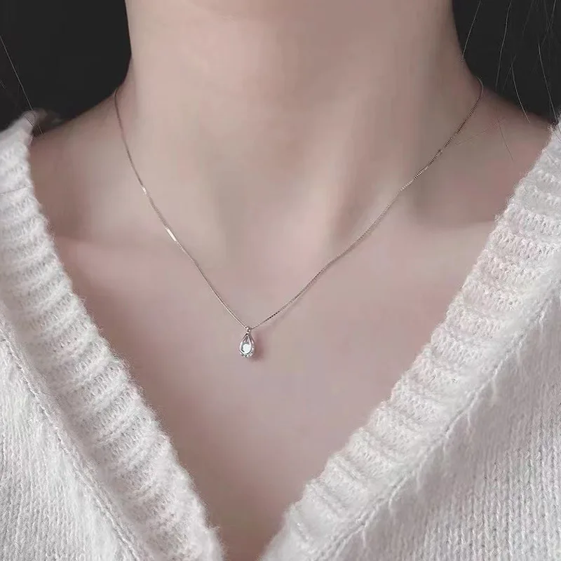 Zirconia Water Drop Necklace Women Niche Design Geometric Collarbone Chain Titanium Steel 2024 New Tide