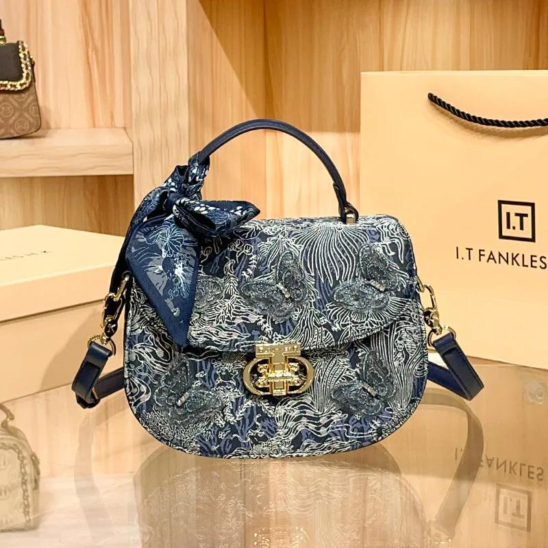 Versatile and Delicate Handheld Saddle Bag with Beautiful Butterfly Lace and Embroidery Design 2026 Women Elegant Crossbody Bag