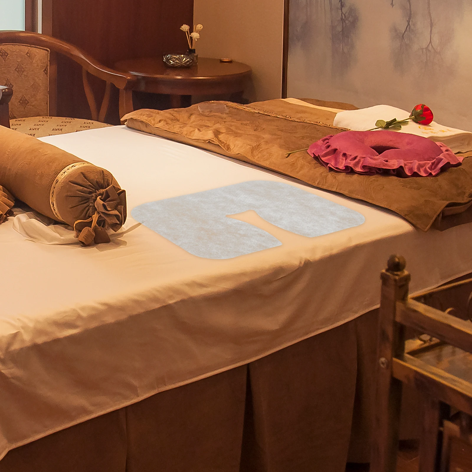 

100Pcs Face Rest Covers Disposable Microfiber Hole Towel for Massage Bed Spa Facial Table Comfortable Salon Face Hole Mats