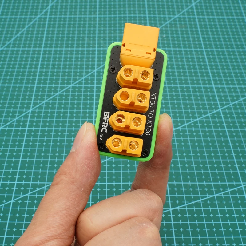 1PCS 1-to-4 Power Distribution Board XT30/XT60/XT90 Male Female Connector 30A/200A High-Current PDB for RC Car/Boat DIY Parts view 6