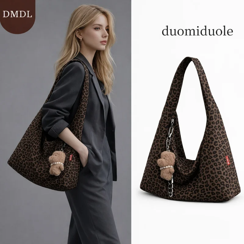 

Нейлоновая большая сумка большой вместимости. Модная повседневная сумка на одно плечо с широким ремешком для пригородных покупок и ежедневного использования.