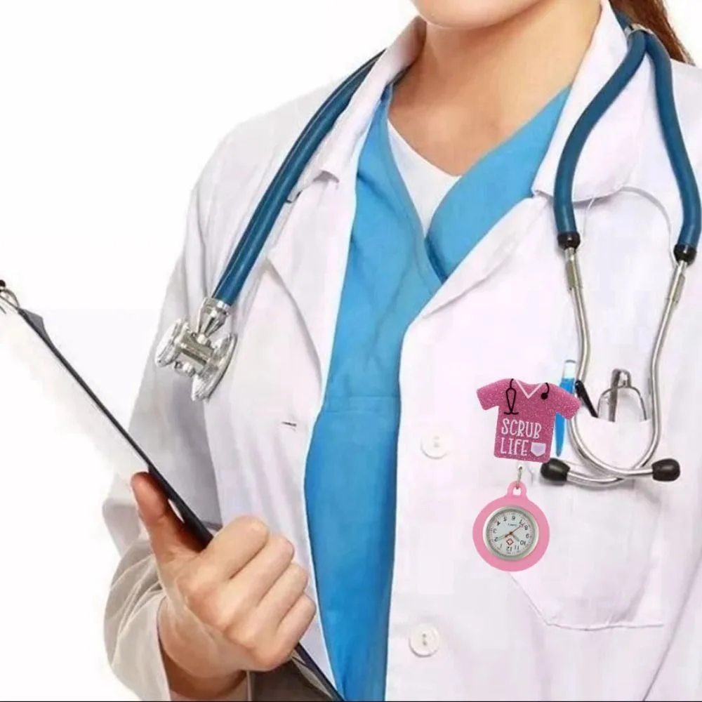 جديد PVC قابل للسحب ووتش بروش الكرتون لطيف ممرضة الجيب الساعات جميل ملون الطبيب شارة بكرة هدية