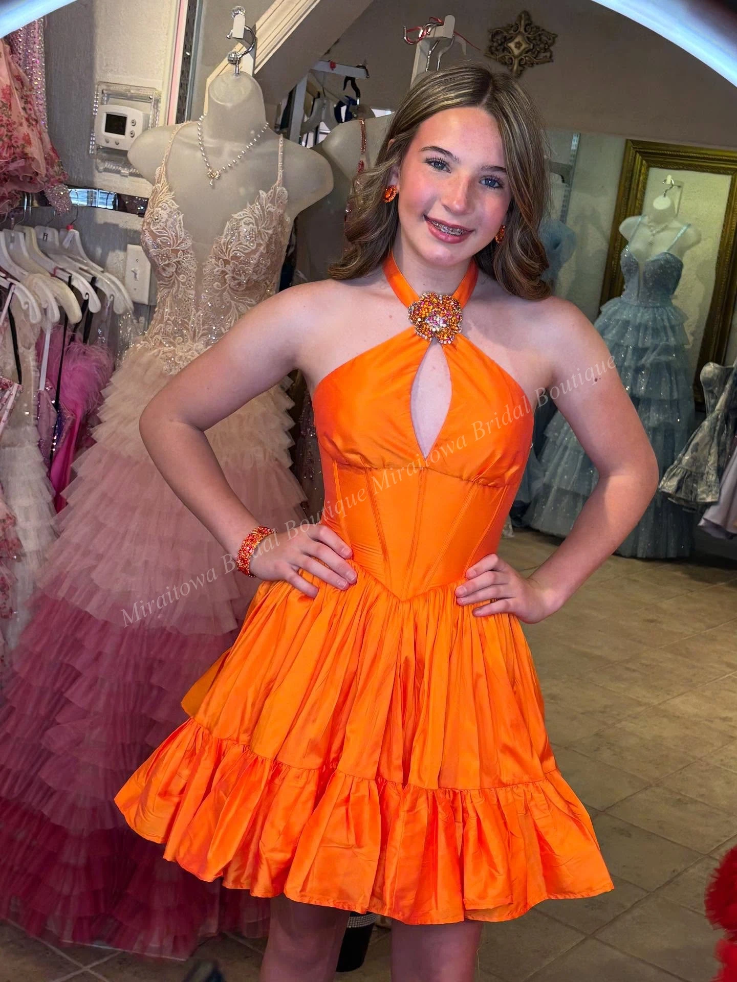 فستان حفلات الكوكتيل هالتر ثقب المفتاح روزيت كورال سويت 16 شبه رسمي هوكو حفل 8th ثوب التخرج مسابقة مقابلة عطلة