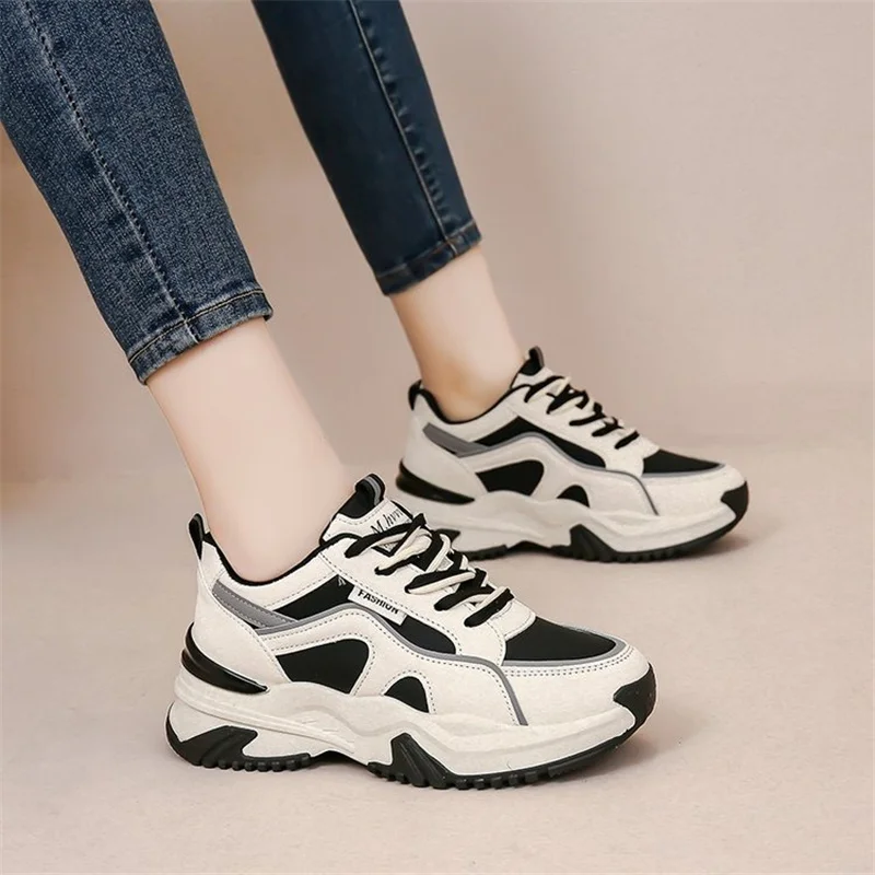Thick Sole Women Shoes Fashion Fitness Clunky Sneakers Mixed Colors Ladies Elevator Shoes Sewing Breathable Platform Sneaker New