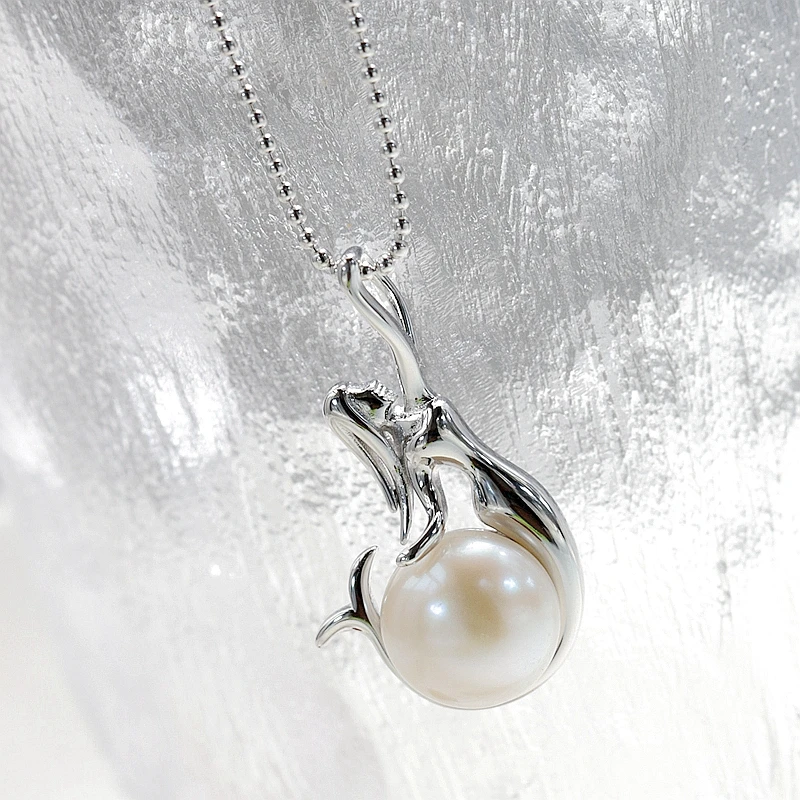 

Authentic 925 Sterling Silver Pendant Inlaid Natural Freshwater Pearl Mermaid Pendant Fashionable Women Party Fine Jewelry Gift