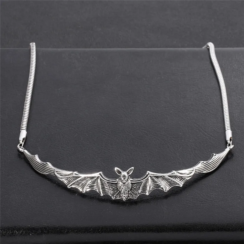 Gothic Silver Plated Bat Chocker Necklace Vampire Bat Pendant Necklace Dark Style Choker Bat Jewelry Gift Women Girls Goth