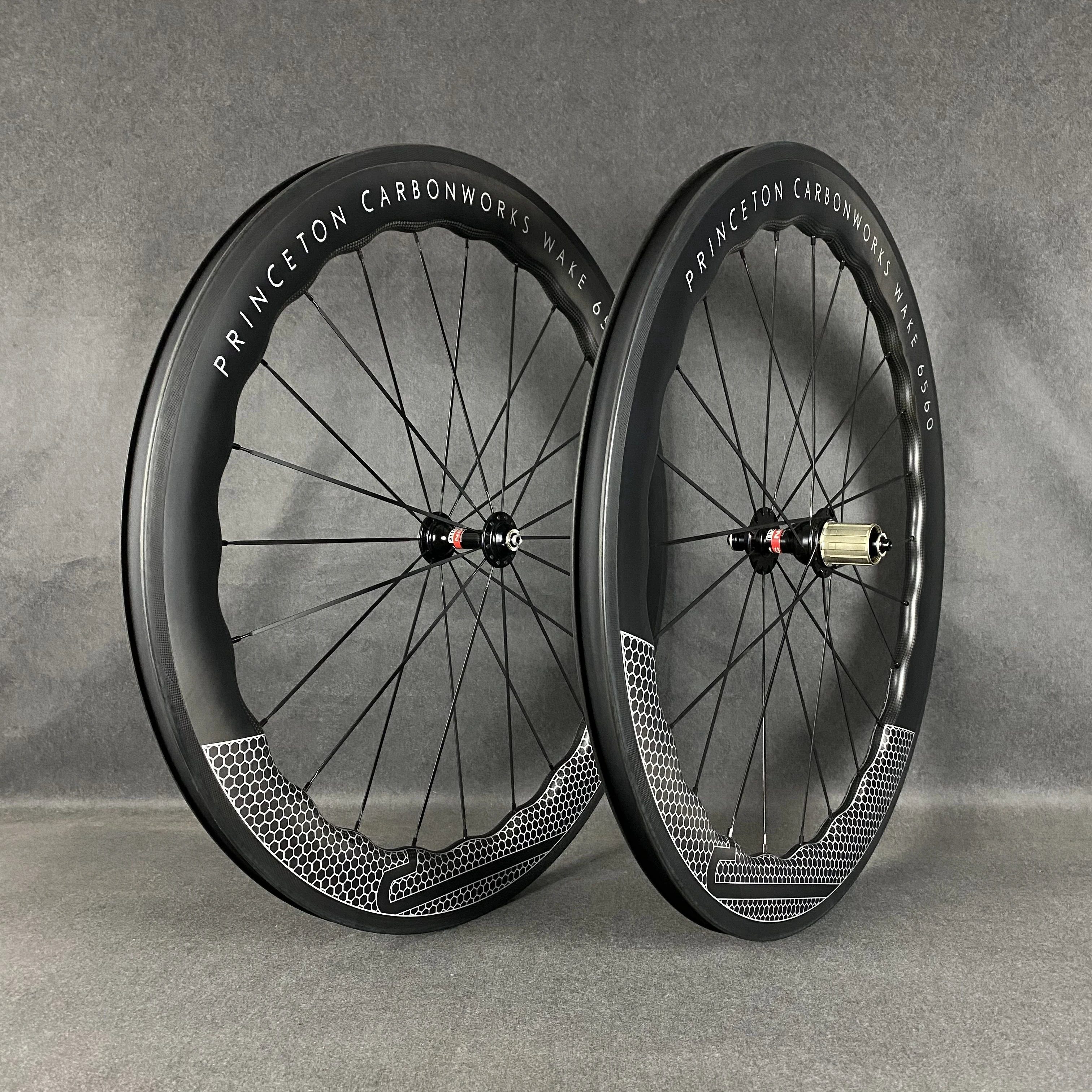 700C Road Bicycle Carbon Fiber Rim/V Brake 6560 Road Wheelset UD Surface With Clincher/Tubular/Tubeless Wheel Hub Optional