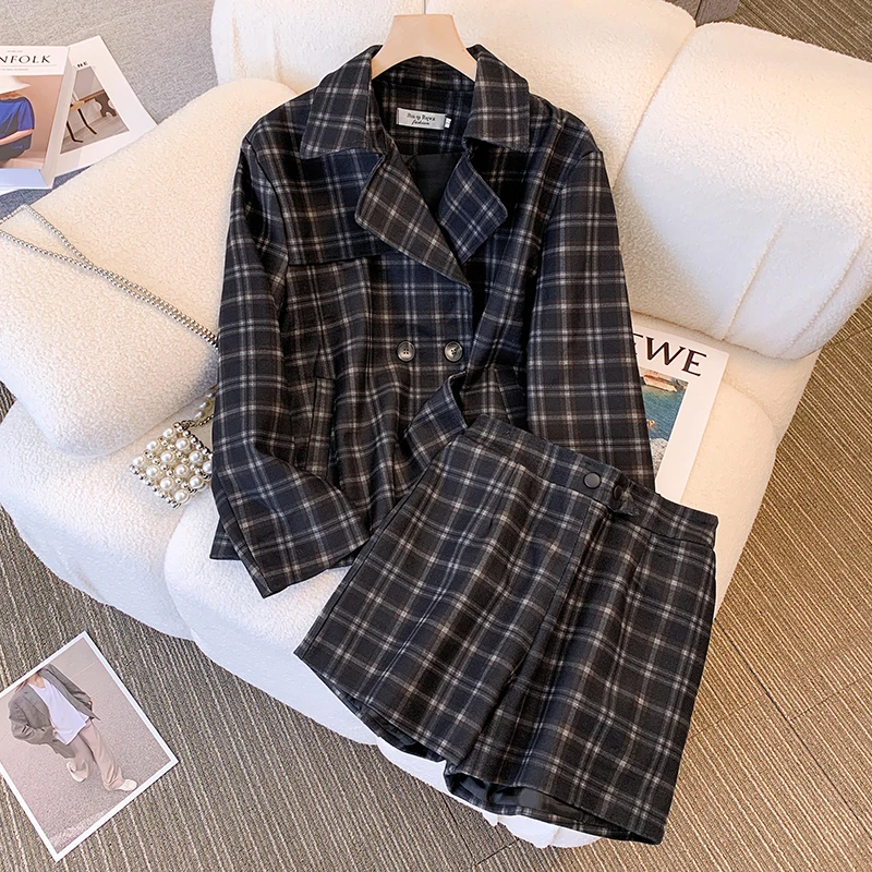 

Large Size 5XL Plaid Print Woolen Suit Noted Jackekt Coat Top And Short Pant Two Piece Sets For Women Elegant French Street