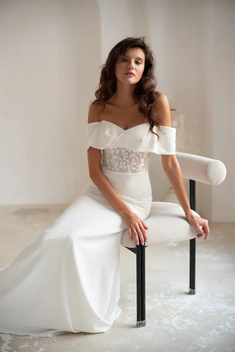 カスタマイズされたファッションストラップレスマーメイドウェディングドレスシースバックレスジッパーロングレーストレインイブニングドレスvestidosデノビア