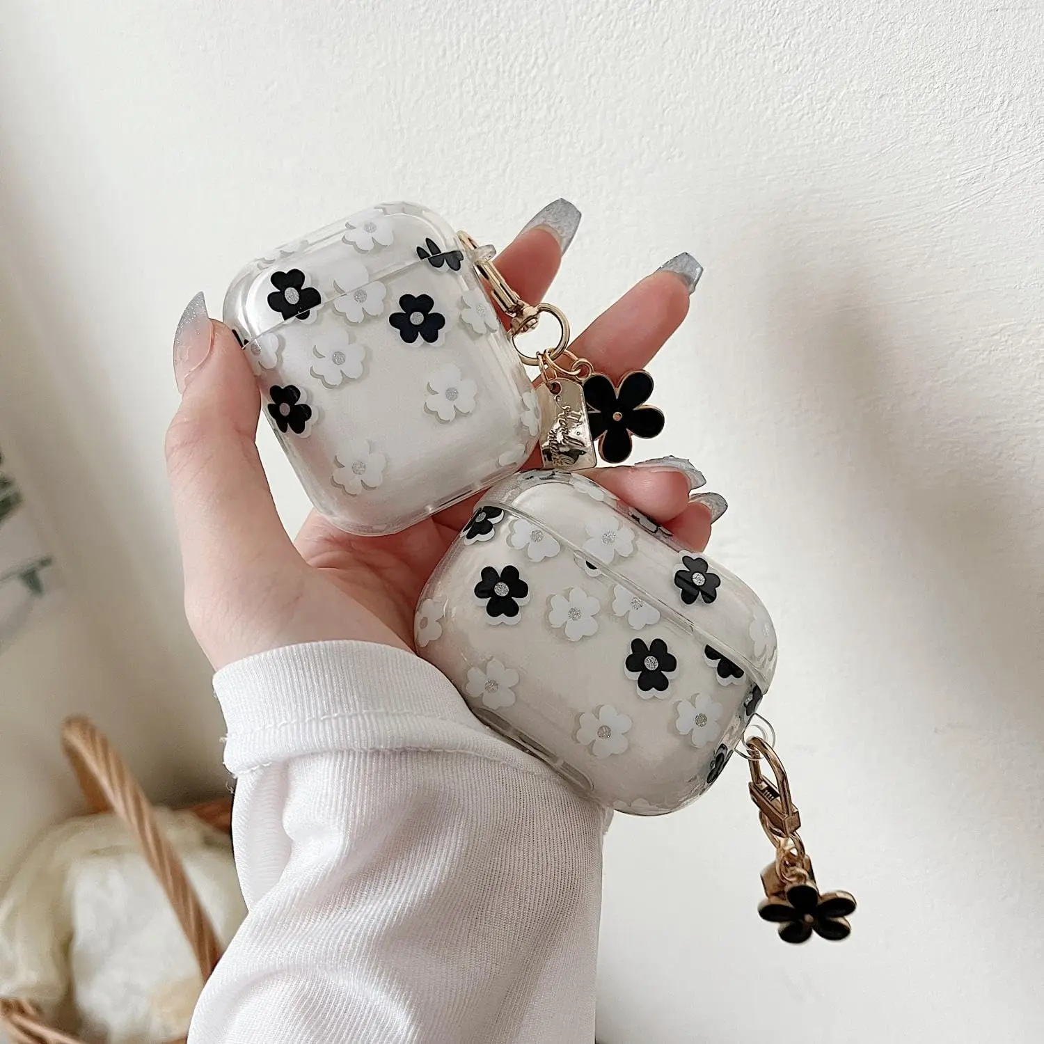 Black Flower For Apple Bluetooth AirPods Pro 2nd Protective Case Transparent Soft Case For Airpods1/2/3 Generation With Keychain