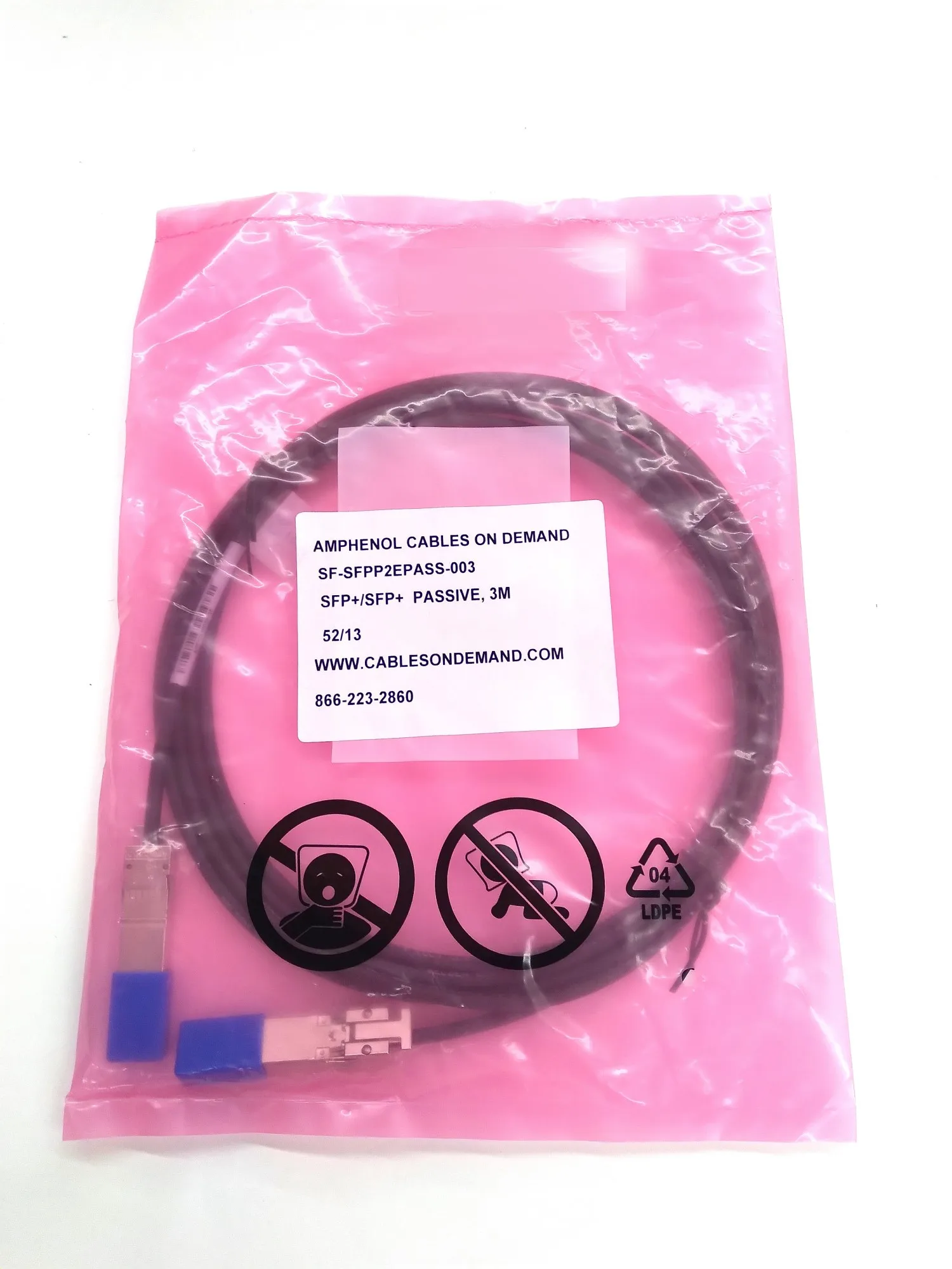 

Amphenol SF-SFPP2EPASS-003 Пассивный медный кабель с прямым креплением — 984 фута — 10 Гбит/с — SFP Plus «папа» — круглый, двойной осевой