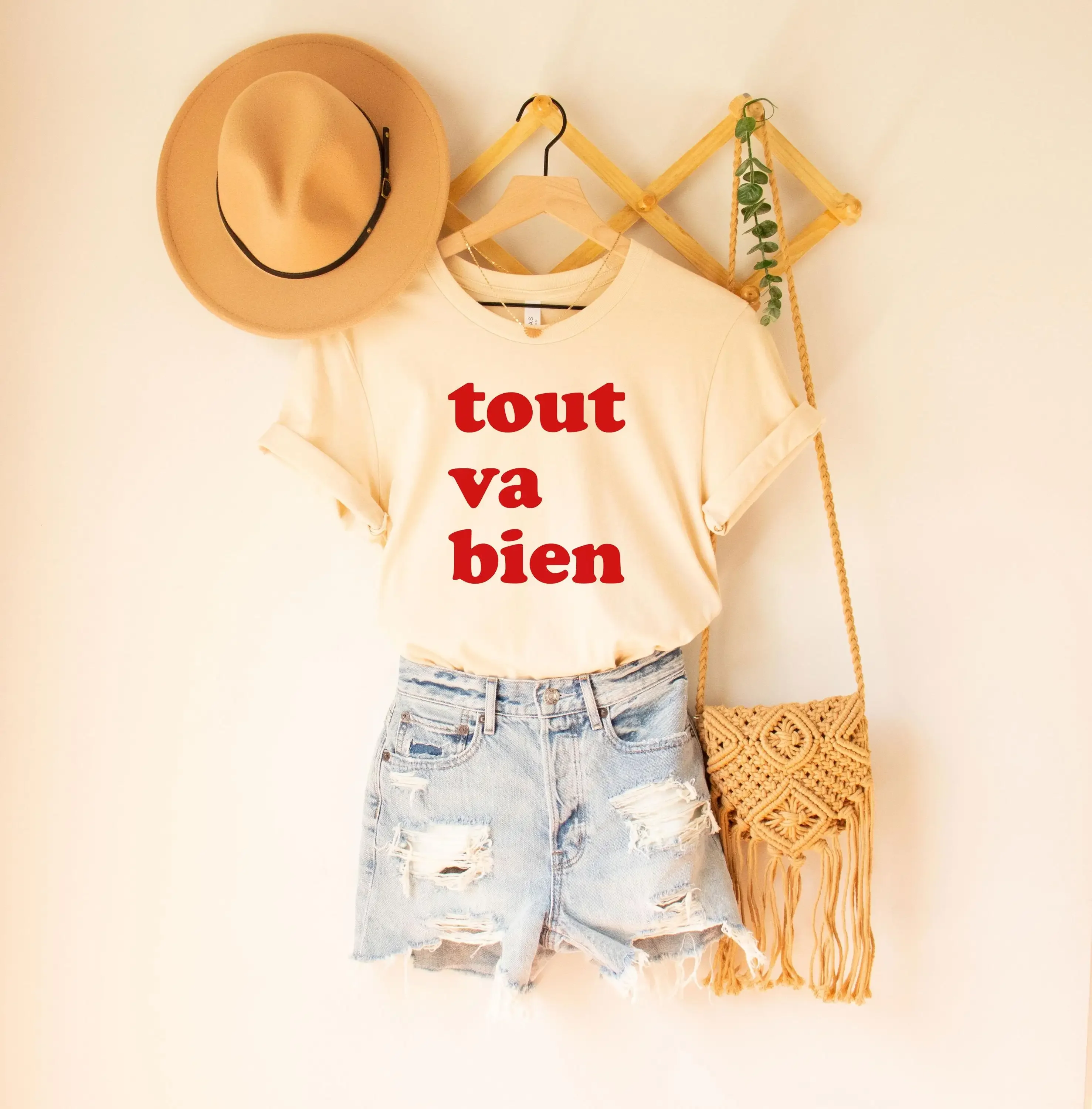 Camiseta con la frase 'Tout va bien' en francés, cita de París, para profesores