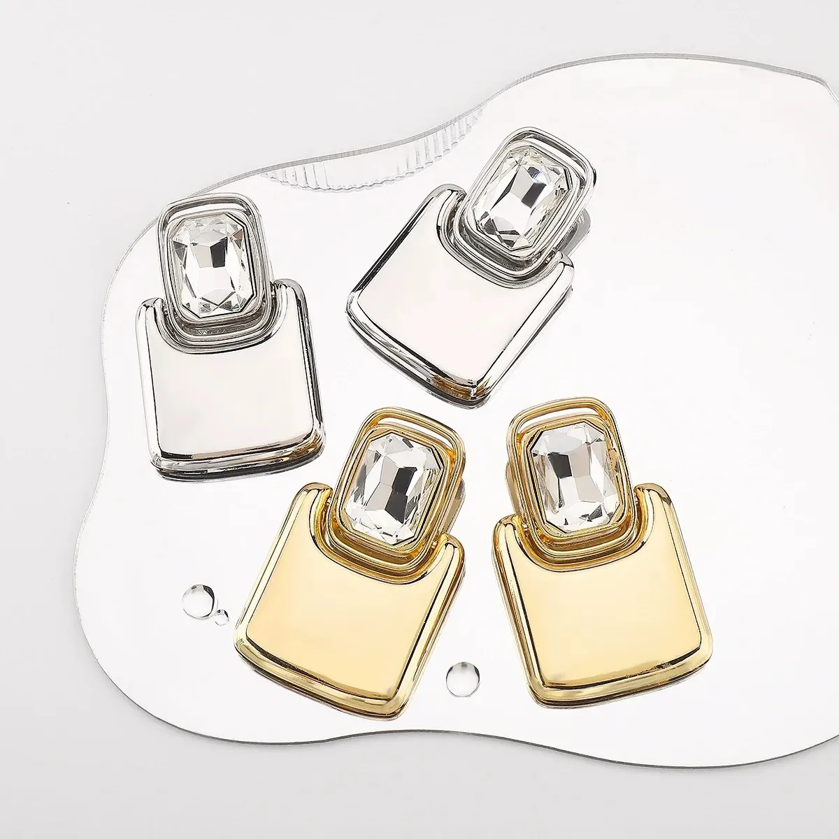Vintage Metall übertriebene quadratische Ohrringe für Damen Accessoires Statement Heavy Industry große Kristallohrringe Trendschmuck 5 – Detail 3
