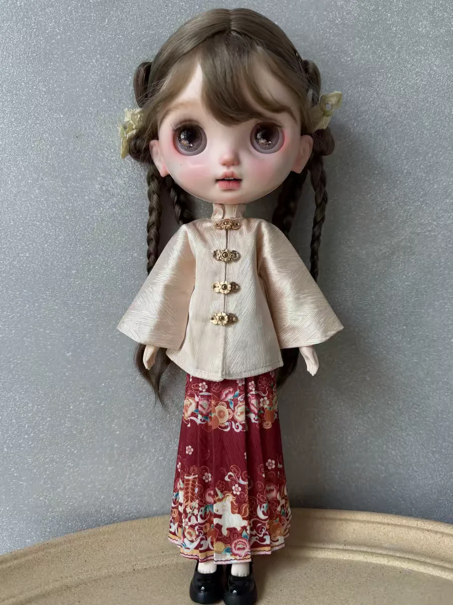 

Blythe OB24 new women's Chinese Hanfu long sleeved horse face skirt 2-point or blue teddy bear kimono pink kimono